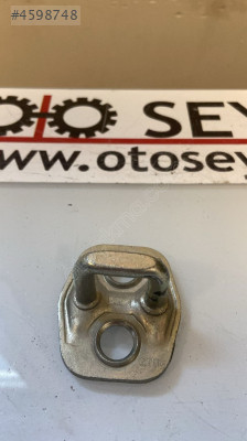 8200000664 Renault megane 2 kapı kilit karşılığı
