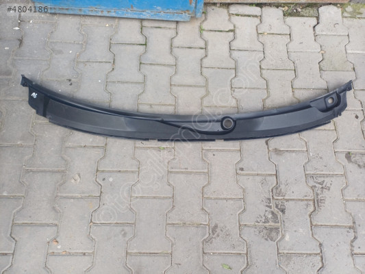 audi a6 ön cam ızgarası