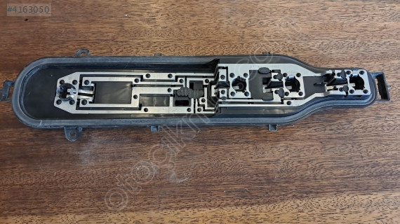 Citroen Berlingo Sağ Stop Duyu 41018018