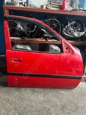 OPEL VECTRA A SAĞ ÖN KAPI