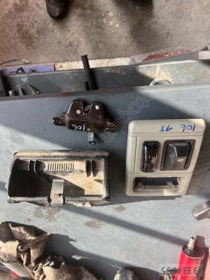 Peugeot 106 çıkma tavan lambası