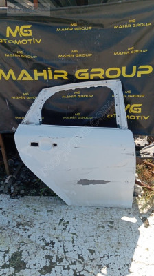 Ford focus 3,5 sağ arka kapı