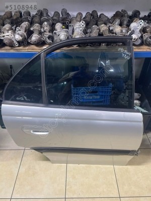 OPEL OMEGA SAĞ ARKA KAPI