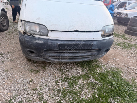 Nissan vanetta ön tampon