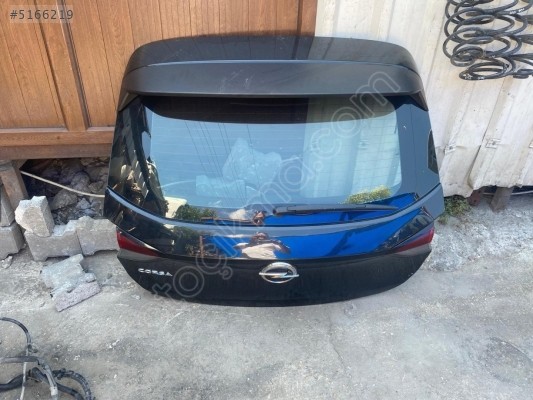 OPEL CORSA E BAGAJ KAPAGI