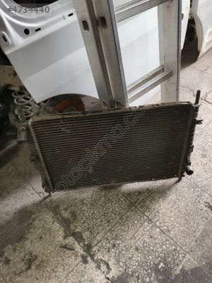Ford Mondeo su radyatörü