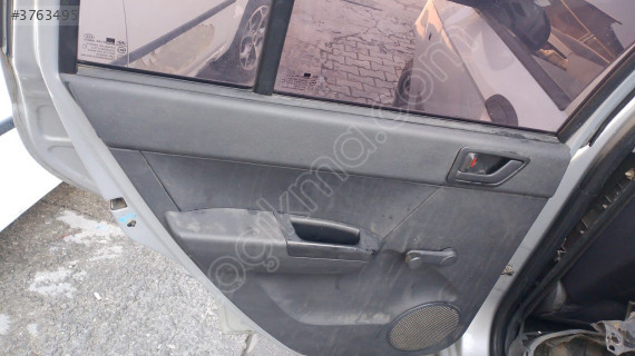 hyundai getz sol arka kapı döşemesi