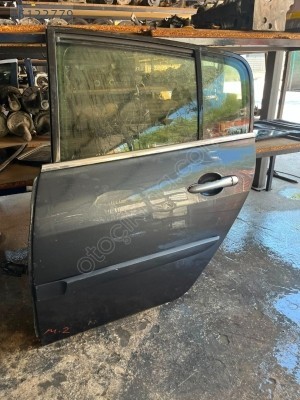 RENAULT MEGAN 2 HB SOL ARKA KAPI