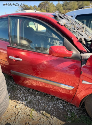 Renault Megane iki kap camı