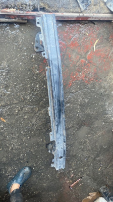 RENAULT FLUENCE ÖN TAMPON DEMİRİ
