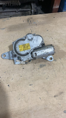 RENAULT CLİO 2 H.B ARKA CAM MOTORU