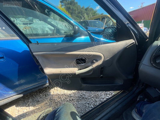 BMW E 36 sol kapı döşemesi