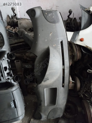 Toyota yarıs 2005 torpido