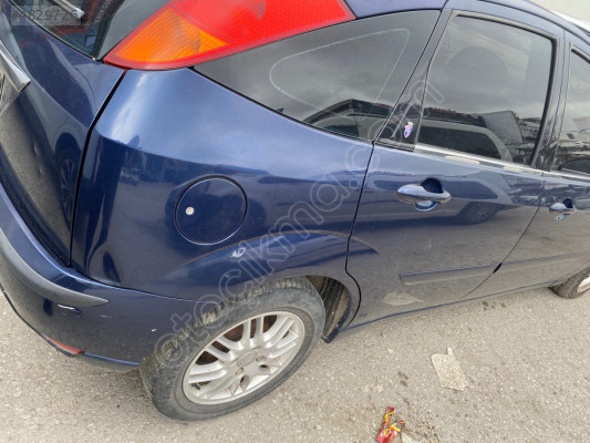 FORD FOCUS 1 HATCBACK SAĞ SOL ARKA ÇAMURLUK