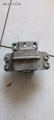 Volkswagen Jetta motor takozu