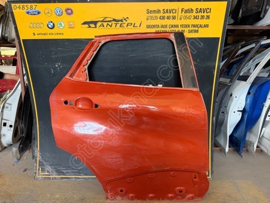 RENAULT CAPTUR SAĞ ARKA KAPI ÇIKMA ORİJİNAL