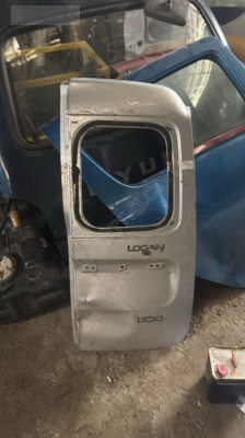 Dacia Logan sağ bagaj kapağı