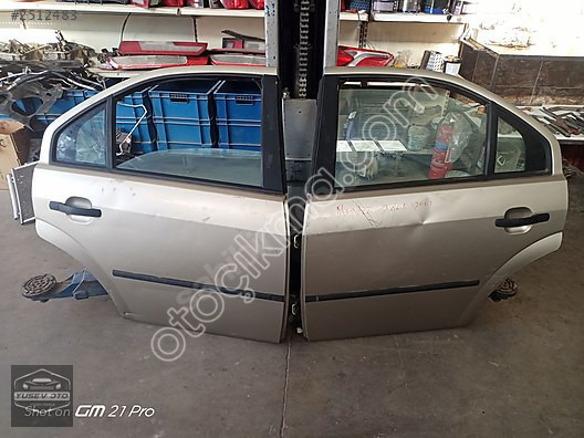 FORD MONDEO SAĞ/SOL ARKA KAPI 2001/2007 ARASI