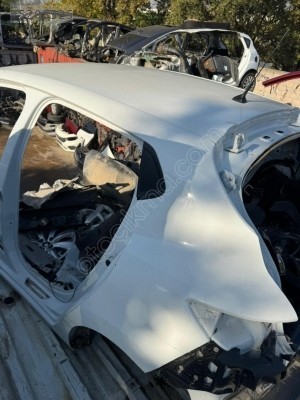 RENAULT CLİO 4 SOL ARKA ÇAMURLUK