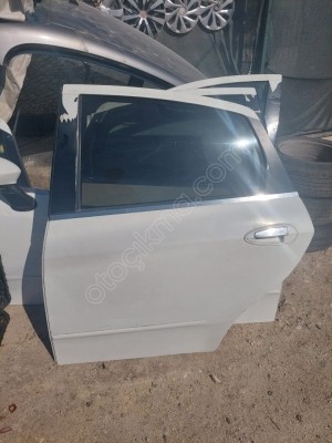 FİAT LİNEA SOL ARKA KAPI