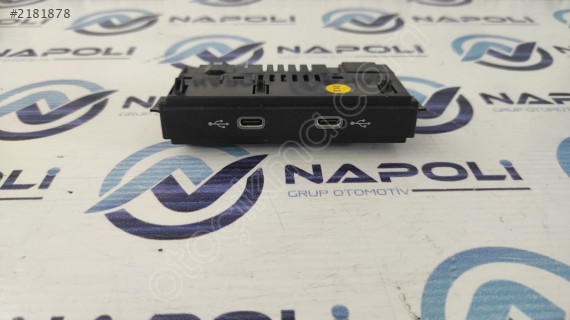 89A035736 AUDİ Q4 E-TRON USB PORT