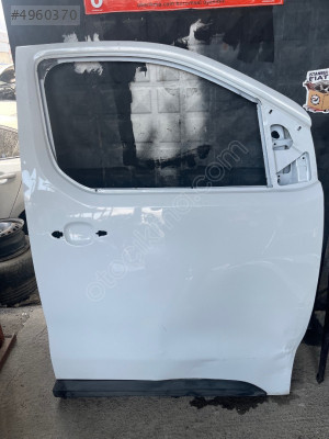 Fiat SCUDO Sağ Ön Kapı