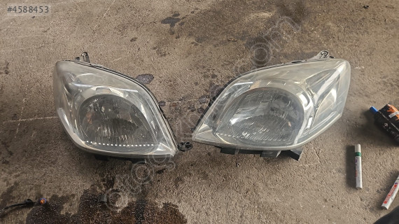 Fiat Fiorino sağ sol far
