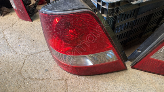 Kia Sorento sol arka stop