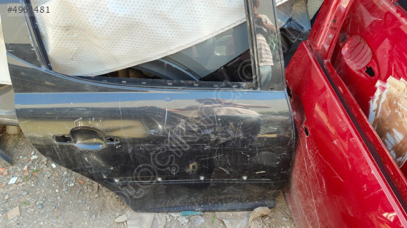 Peugeot 207 Station Wagon sağ arka kapı