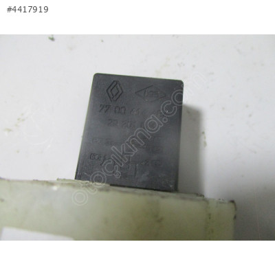 Renault Clio Fan Rölesi 7700414484