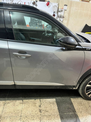 PEUGEOT 2008 SAĞ ÖN KAPI