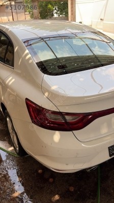 renault megane 4 bagaj kapağı 2017