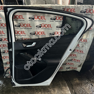 FORD FOCUS 4 ORJİNAL KAPI DÖEŞEMESİ SAĞ ARKA