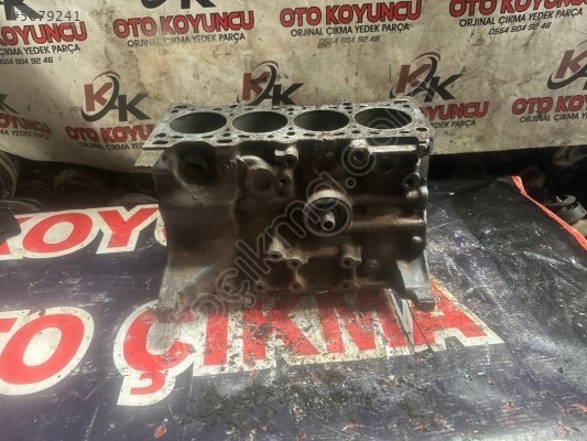 Mazda 323 1.5 motor bloğu