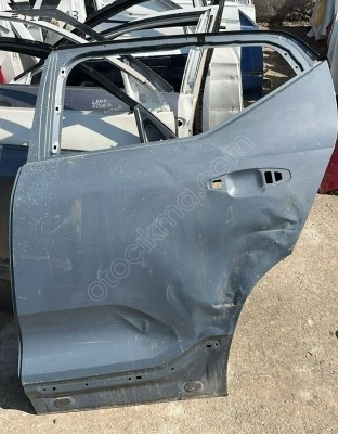 VOLVO XC 40 SOL ARKA KAPI