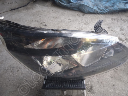 FORD CUSTOM SAĞ FAR