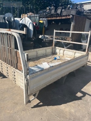 HYUNDAİ STAREX ARKA KASA