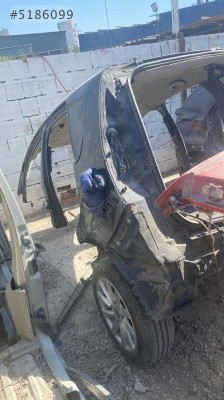 Mitsubishi colt sağ arka çeyrek