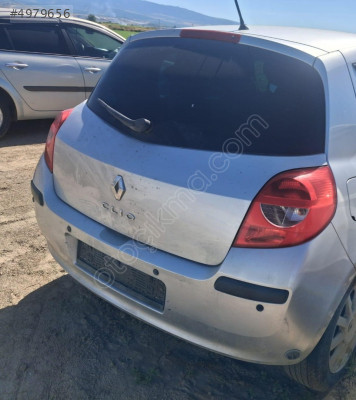RENAULT CLİO 3 BAGAJ KAPAĞI ÇIKMA