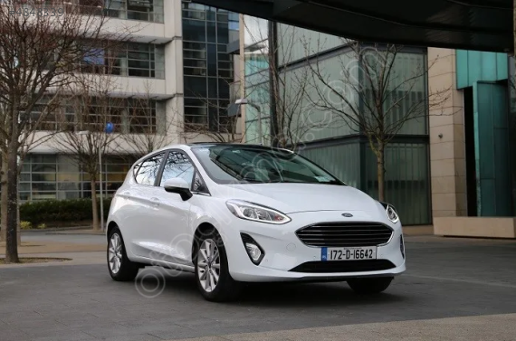 FORD FİESTA 2017 ÖN CAM