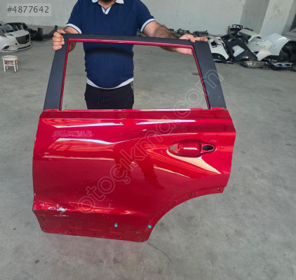 CHERY TİGGO 7 PRO MAX KIRMIZI SOL ARKA KAPI ORJINAL BOYASIZ