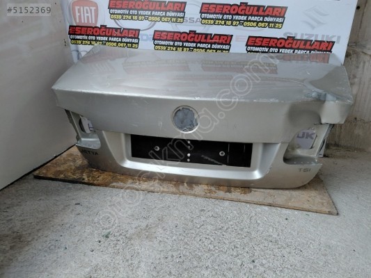 Volkswagen Jetta arka bagaj kapağı