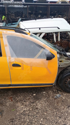Dacia Logan MCV ön sağ kapı