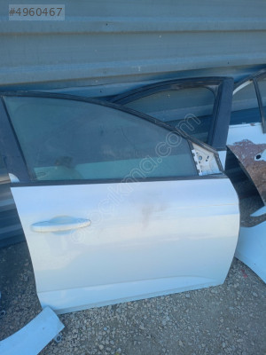 Renault Megane 4 Sağ Ön Kapı