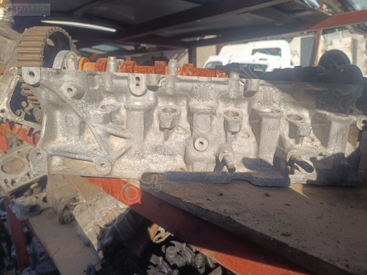 Renault fluance 1.5 silindir kapağı