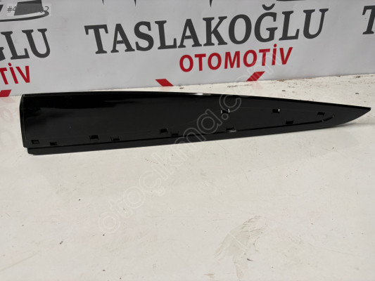 RENAULT CLİO 4 SOL ARKA KAPI ÇITASI