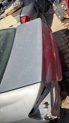 Peugeot 407 bagaj kapağı