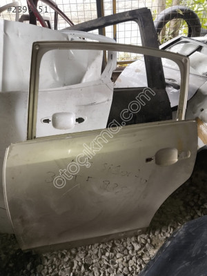 Citroen c4 sol arka kapı çıkma