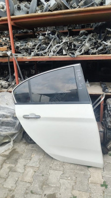FİAT EGEA SAĞ ARKA KAPI