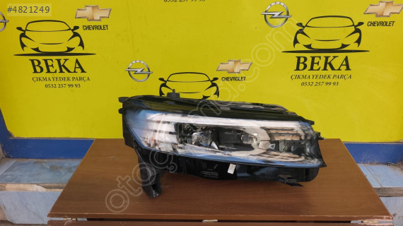 OPEL COMBO E SAĞ FAR ÇIKMA ORJİNAL YEDEK PARÇA